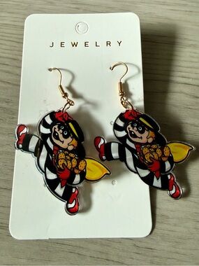 NWT McDonald's Hamburglar Plastic Drop Dangle Earrings Kidcore Retro Nostalgia